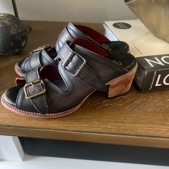 Freebird size 7 Caprice sandals black - Picture 7 of 7